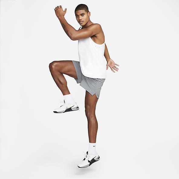 Football Lifestyle Shorts. Nike US